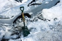 Jak jeździć samochodem zimą