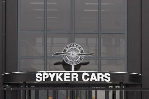 &nbsp; Kadra Spykera to zaledwie 130 osób 