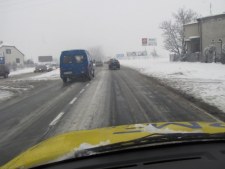 Trudne warunki do jazdy po polskich drogach