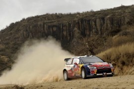 Sebastien Loeb z Francji w Citroenie C4 WRC