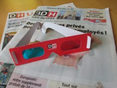 Gazeta ukazała się na lepszym niż zazwyczaj papierze. W trójwymiarze ukazały się wszystkie zdjęcia i niektóre reklamy. 