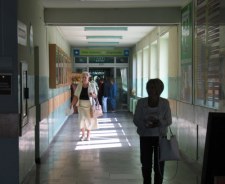 Specjalna komisja zbada sprawę dyrektora kliniki we Wrocławiu