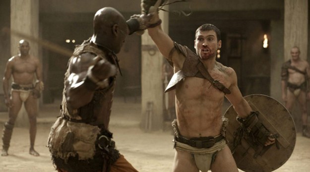 &nbsp; Gladiatorzy walczą /Copyright © HBO Home Box Office Inc. All rights reserved. /materiały prasowe