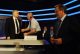 Na początek debaty uścisk "na zgodę" 