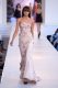 27 czerwca odbyła się już szósta edycja wielkiego widowiska mody Warsaw Fashion Street! 
Imprezy organizowanej przez Dorotę Wróblewską i dom mody Forget-me-Not. 
Na ten jeden dzień Warszawa zamieniła się w stolicę mody. Warszawski Nowy Świat i Krakowskie Przedmieście do późnych godzin nocnych tętniło życiem, muzyką i modą.

Tak prestiżowa impreza modowa nie mogła obyć się bez udziału marki Mona, która zaprezentowała nowa odsłonę kolekcji wiosna-lato 2010. Pokazane stroje to jej specjalna edycja,  która powstała we współpracy ze stylistą Tomaszem Jacykowem.
 Letnia pora to niezwykły czas, pełen energii i właśnie ta pora zainspirowała Monę do stworzenia tej niezwykle kobiecej kolekcji. 