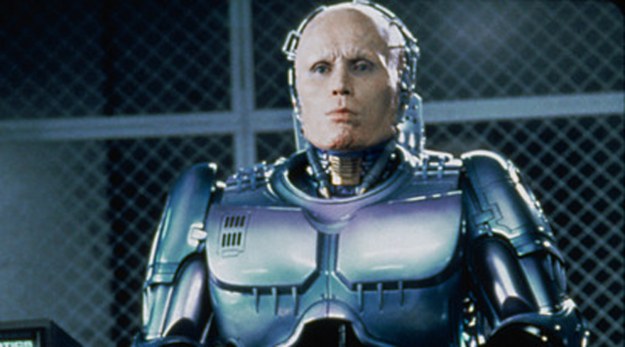&nbsp; Skupiony Peter Weller w roli RoboCopa /AKPA
