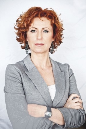 Ładny kształt ust Justyna na co dzień podkreśla wyłącznie błyszczykiem &nbsp; /Jacek Piątek /Twój Styl