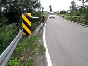 Małopolska: Samochód wpadł do rzeki, zginęły trzy osoby