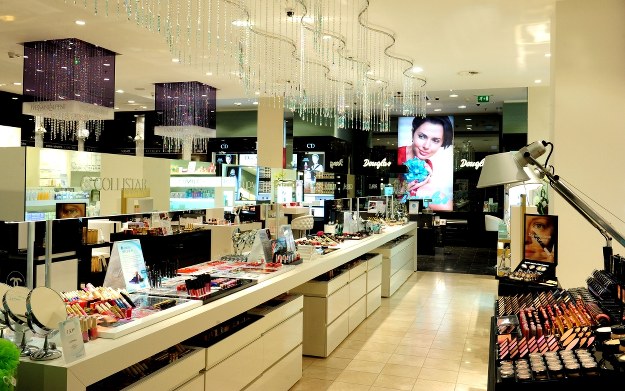 Pierwsze warsztaty Instytutu Stylu odbędą się w perfumerii Douglas w warszawskiej Promenadzie &nbsp; /materiały prasowe