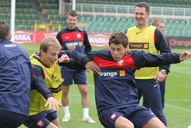 Sebastian Boenisch (z prawej) w trakcie treningu rywalizuje z Kamilem Grosickim/fot. A. Grupa &nbsp; /INTERIA.PL