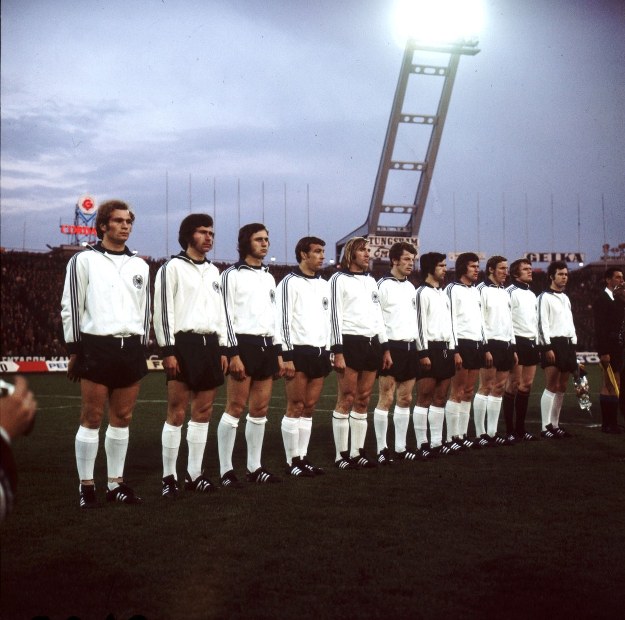 Mistrzowie Europy w 1972 roku - reprezentacja RFN. /Getty Images/Flash Press Media