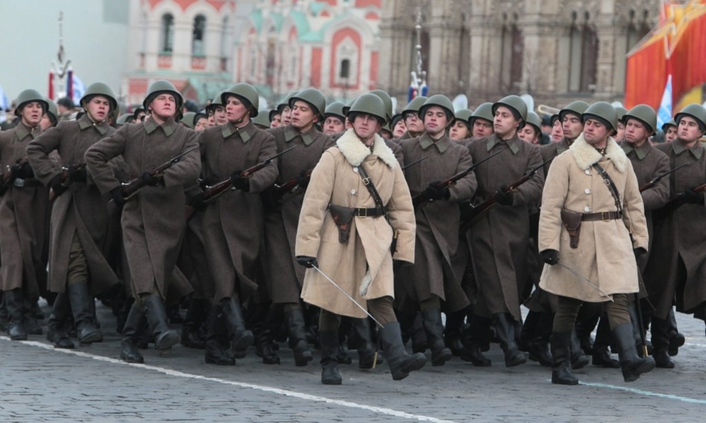 Moskwa Parada Wojskowa Na Placu Czerwonym Rmf