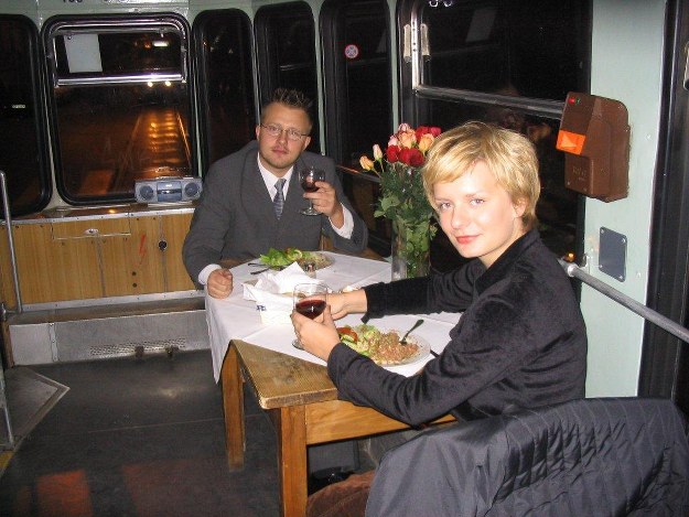 Aneta i Michał w krakowskim tramwaju &nbsp; /Archiwum