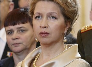 Swietłana Miedwiediewa w sukni od Yudashkina /AFP