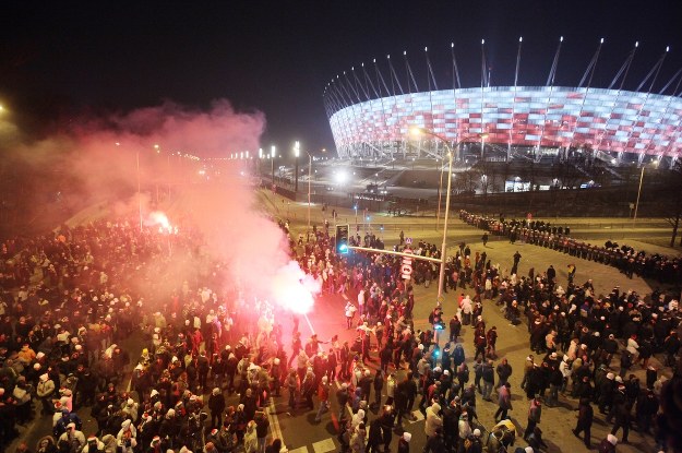 &nbsp; Kibice Legii pod Stadionem Narodowym /Paweł Supernak /PAP