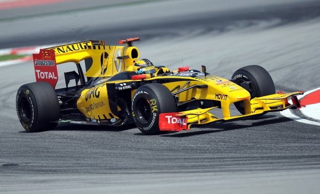 Robert Kubica na torze w Szanghaju /AFP