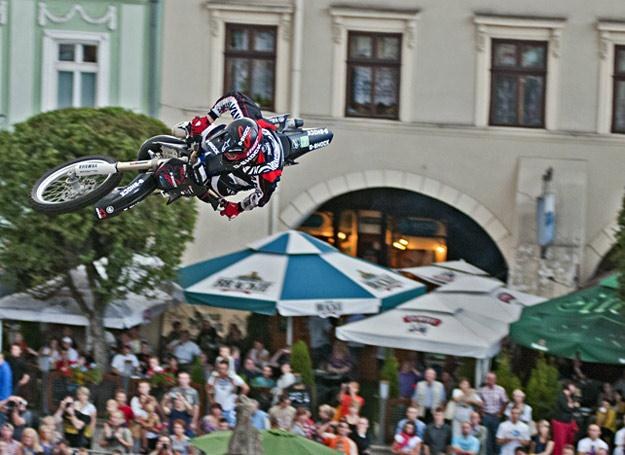 Pokazy FMX /fot. Biuro Prasowe Festiwalu FCF 2011 