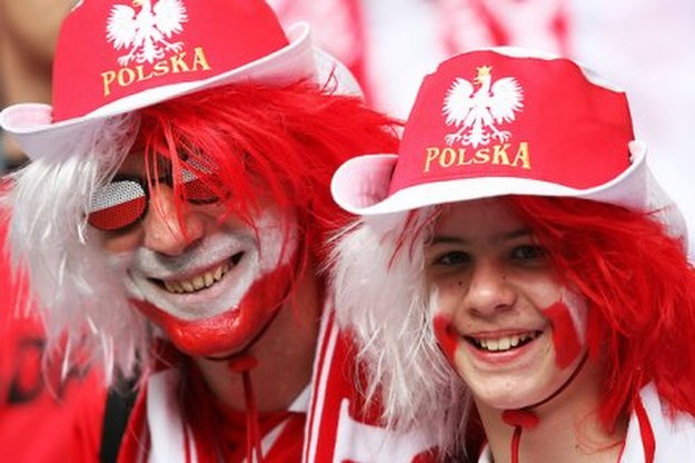 Polscy kibice potrafią się bawić /AFP