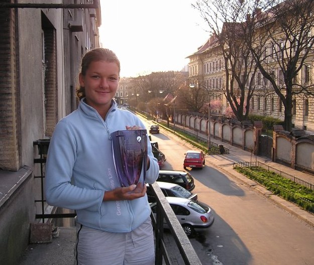 Agnieszka Radwańska na balkonie swego krakowskiego mieszkania. Fot. B. Gębicz. /Agencja Przegląd Sportowy