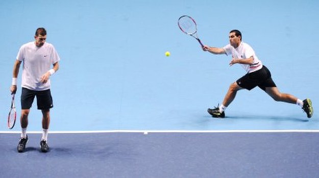 Maks Mirnyj (z lewej) i  Andy Ram /AFP