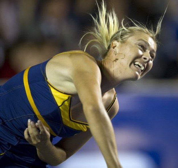 Maria Szarapowa nie przewiduje startu w Polsce /AFP