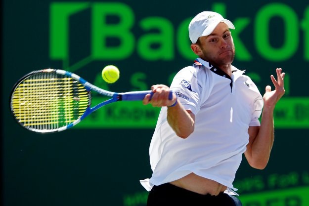 Andy Roddick pokonał Rafaela Nadala na kortach w Miami /AFP