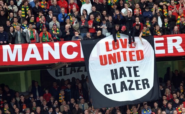 Narasta konflikt na linii kibice Manchesteru United - właściciele klubu /AFP