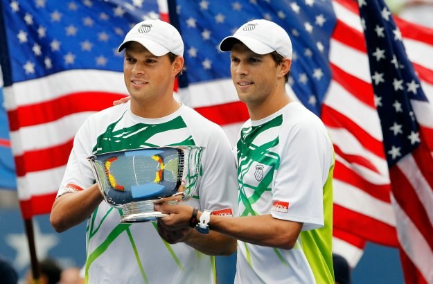 Amerykanie Bob i Mike Bryanowie /AFP