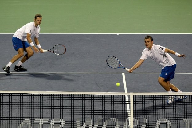 Mariusz Fyrstenberg i Marcin Matkowski (przy siatce)/fot. Matthew Stockman /Getty Images/Flash Press Media