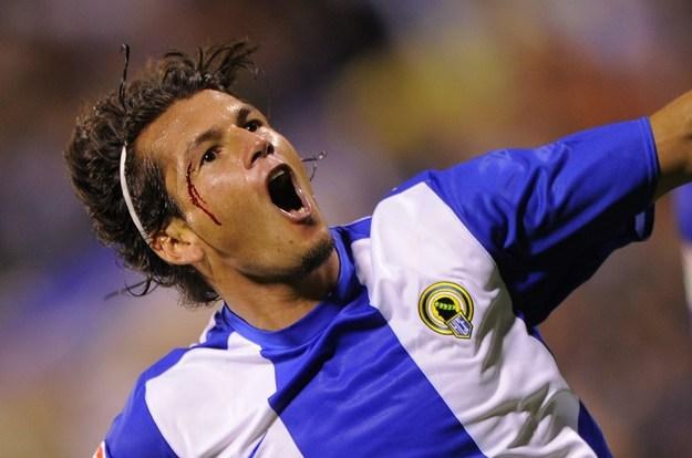 Nelson Valdez cieszy się z gola w meczu Herkulesa Alicante z Villarreal /AFP