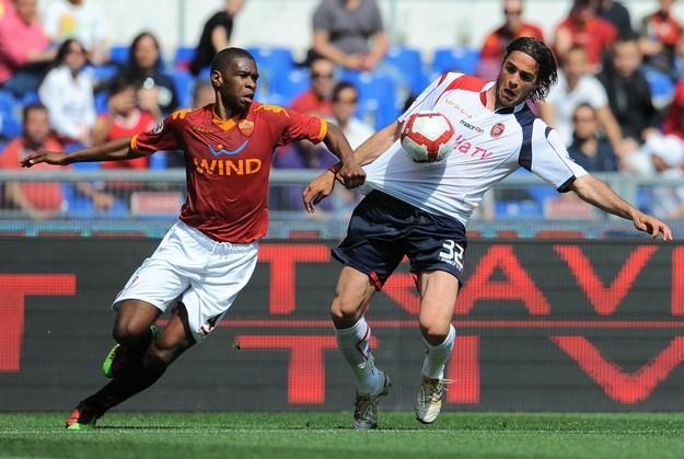 Alessandro Matri (z prawej). /AFP
