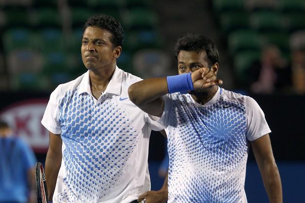 Debliści Mahesh Bhupathi (z lewej) i Leander Paes nie wystąpią w reprezentacji Indii w Davis Cup /AFP