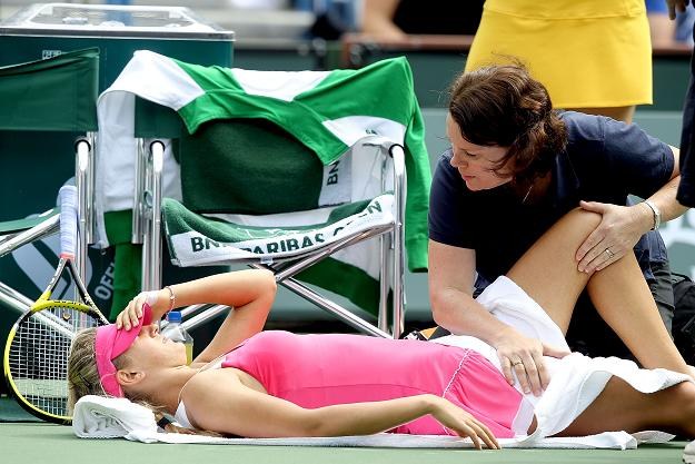 Wiktoria Azarenka doznała kontuzji w meczu z Caroline Wozniacki. /AFP
