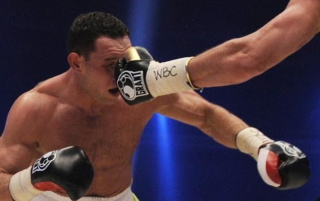 Albert Sosnowski chce powrócić na ring we wrześniu po niespodziewanym nokaucie /AFP