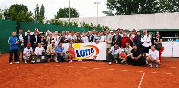 Pamiątkowa fotka uczestników 50. Mistrzostw Polski      Fot.Tomasz Barański/SETPRESS /INTERIA.PL