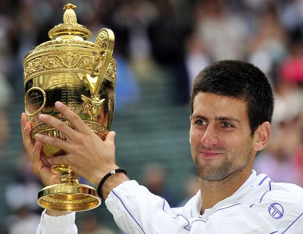 Novak Djokovic po raz pierwszy w karierze wygrał Wimbledon /AFP