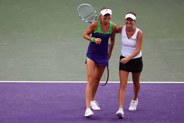 Daniela Hantuchova (z lewej) i Agnieszka Radwańska. /AFP
