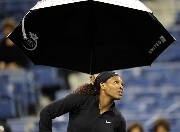 Deszcz przeszkadzał w tegorocznym US Open. Na zdjęciu Serena Williams. /AFP