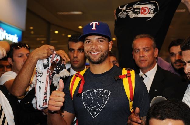Tak Deron Williams był witany w Stambule /AFP