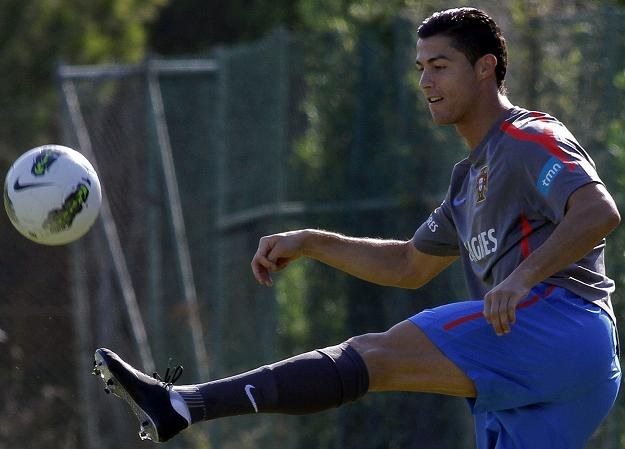 Cristiano Ronaldo w szczególności uwielbia mieczniki, dorady oraz strzępiele /AFP