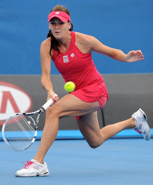Agnieszka Radwańska na kortach w Melbourne /AFP