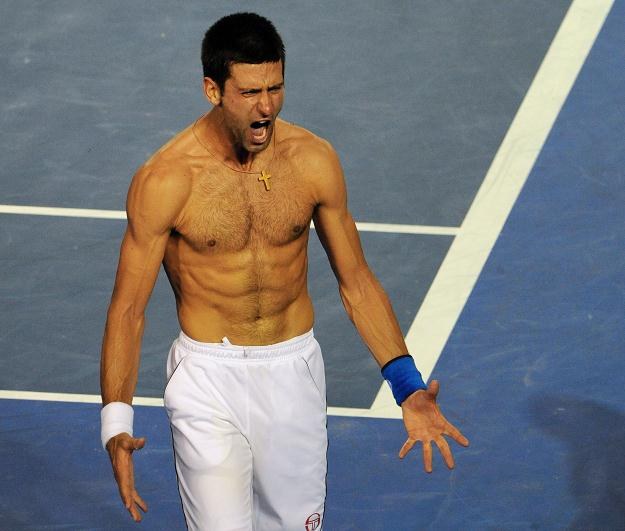Radość Novaka Djokovicia po zwycięstwie w wycieńczającym finale Australian Open /AFP