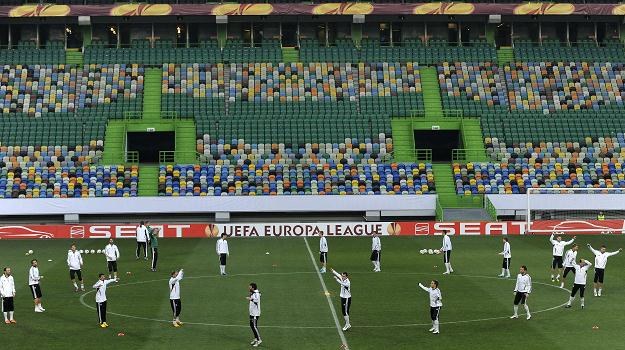 Piłkarze Legii podczas treningu na stadionie Sportingu Lizbona /AFP