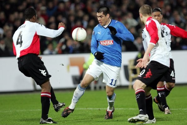 PUEFA: Awans Lecha! Puchar UEFA: Feyenoord Rotterdam - Lech Poznań 0:1 (0:1). Lech awansował do 1/16. Fot. Adam Ciereszko