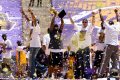 Koszykarze Los Angeles Lakers świętowali z kibicami mistrzostwo NBA. "Jeziorowcy" wywalczyli tytuł pokonując w finale Orlando Magic 4:1.