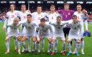 SERBIA. W górnym rzędzie od lewej: Neven Subotic, Nenad Milijas, Aleksandar Lukovic, Branislav Ivanovic, Vladimir Stojkovic, Nemanja Vidic. W dolnym rzędzie od lewej: Milos Krasic, Nikola Zigic, Zdravko Kuzmanovic, MilanJovanovic i Danko Lazovic.
