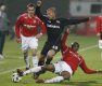 Faulowany Mariusz Sacha przez Juniora Diaza