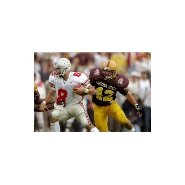 Pat Tillman - z boiska na front Pat Tillman (nr 42) w barwach uczelni Arizona State w meczu Rose Bowl/Fot. Mike Powell