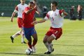 Daniel Parejo (z lewej) i Marcin Pietrowski