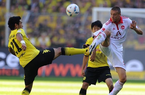 Gol Lewandowskiego, Borussia pokonała Nuernberg Robert Lewandowski zdobył bramkę dla Borussii Dortmund w wygranym 2-0 meczu 3. kolejki niemieckiej ekstraklasy piłkarskiej z FC Nuernberg